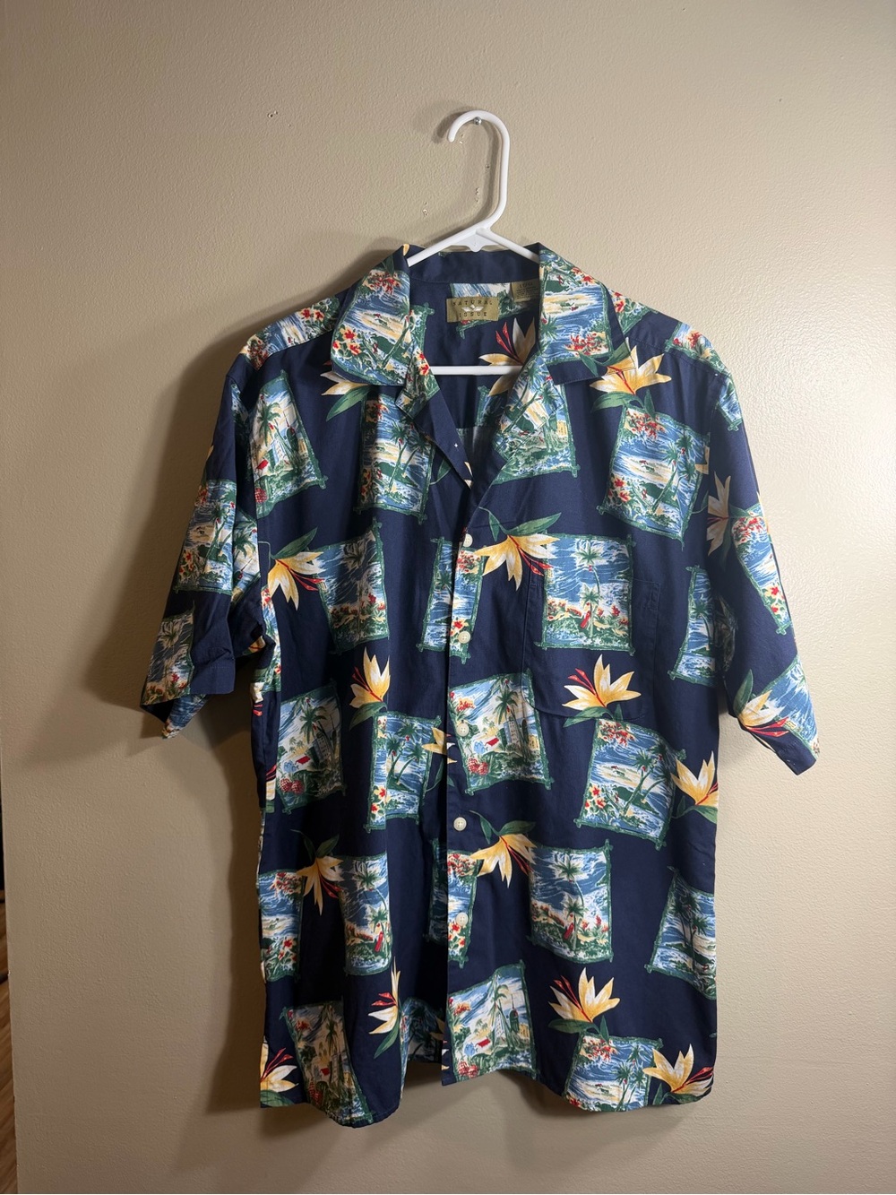 Vintage Natural Issue Hawaiian Aloha Camp Shirt LT